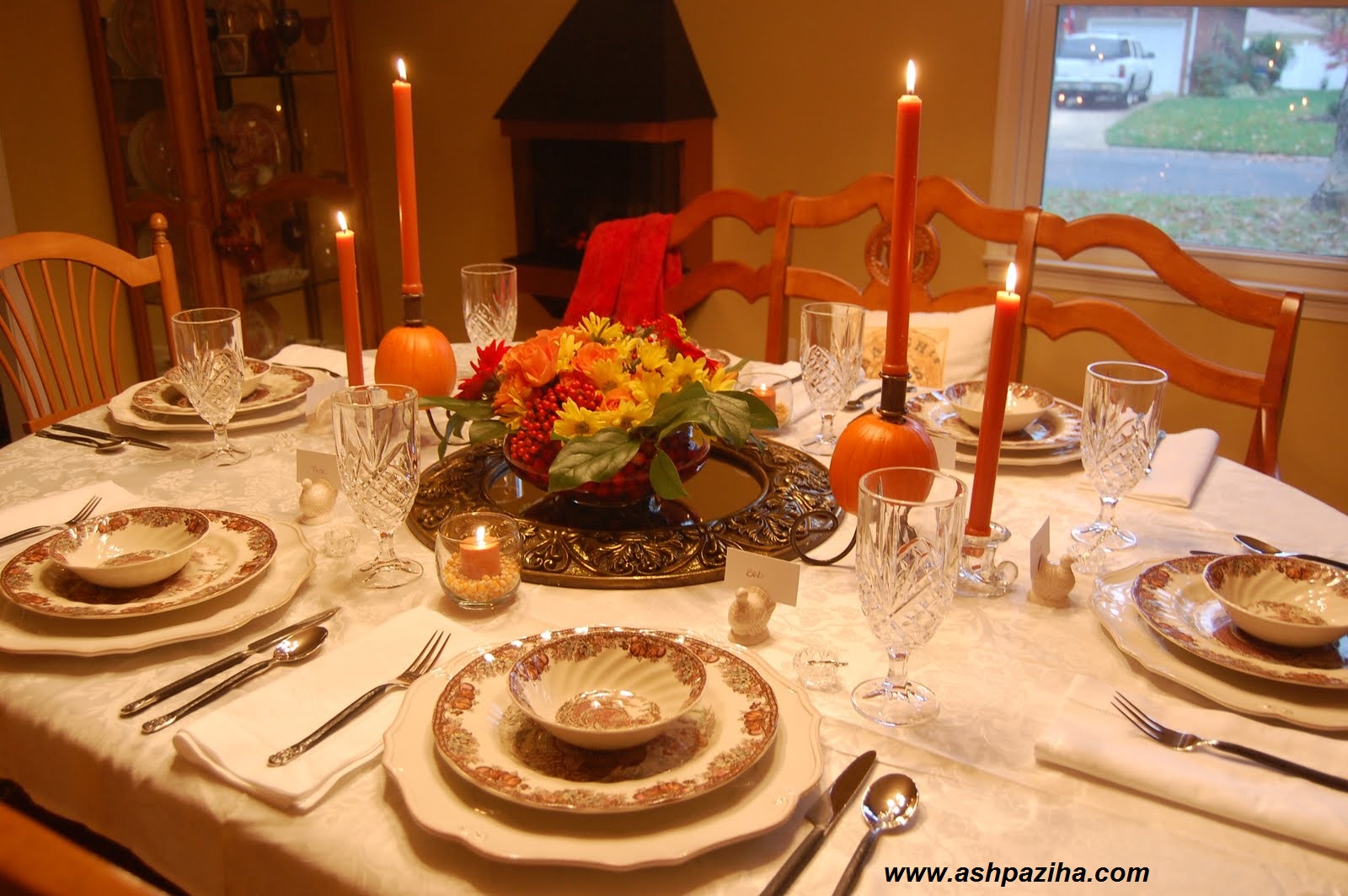 Examples of - decoration - and - Layouts - table - food (10)