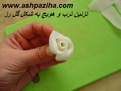 Training - Video - decorating - radish - and - carrots - in - shape - Flowers (4)
