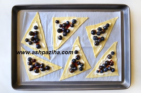 Training - image - Sweets - blueberries - and - cream cheese - New Year - 94 (4)