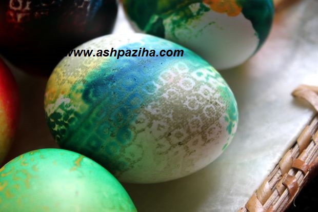 the-most-recent-methods-coloring-eggs-by-paper-handkerchiefs-new-year-94 (8)