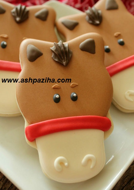Decoration - sweet - New Year - to - the - animals - image (1)