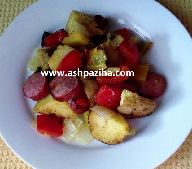 Recipes - Cooking - sausage - and - potatoes - in - Foil - image (13)