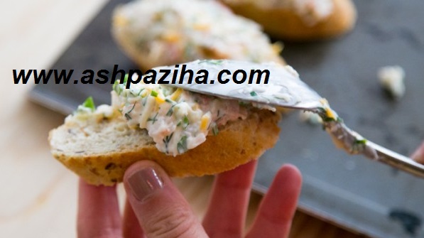 Bruschetta - shrimp - and - cheese (1)