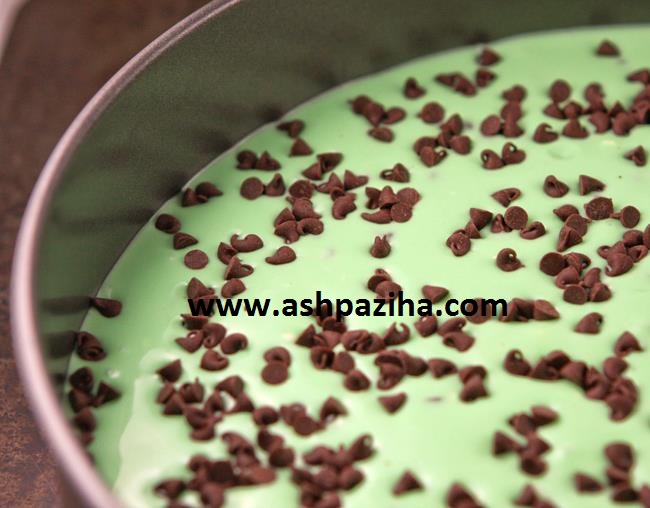 Mode - preparation - Cheesecake - spearmint - with - chocolate - image (7)