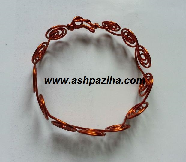 Material - Making - Bracelets - wired - design - spirals (13)