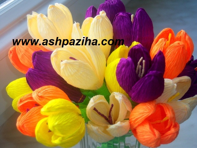 Training - image - Build - flowers - tulips - with - paper - colored (17)