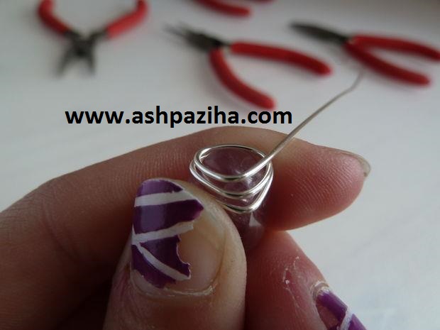Training - image - making - Necklaces - by - stone - Ornamental (9)