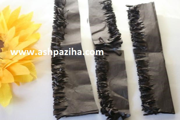 Training - Making - sunflowers - with - paper (8)