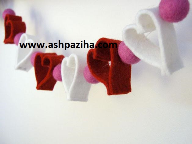Training - image - Making - chains - heart - with - felt - and - paper (9)