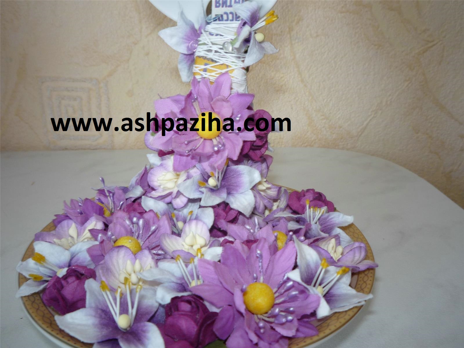 Training - image - flower decoration - cup (6)