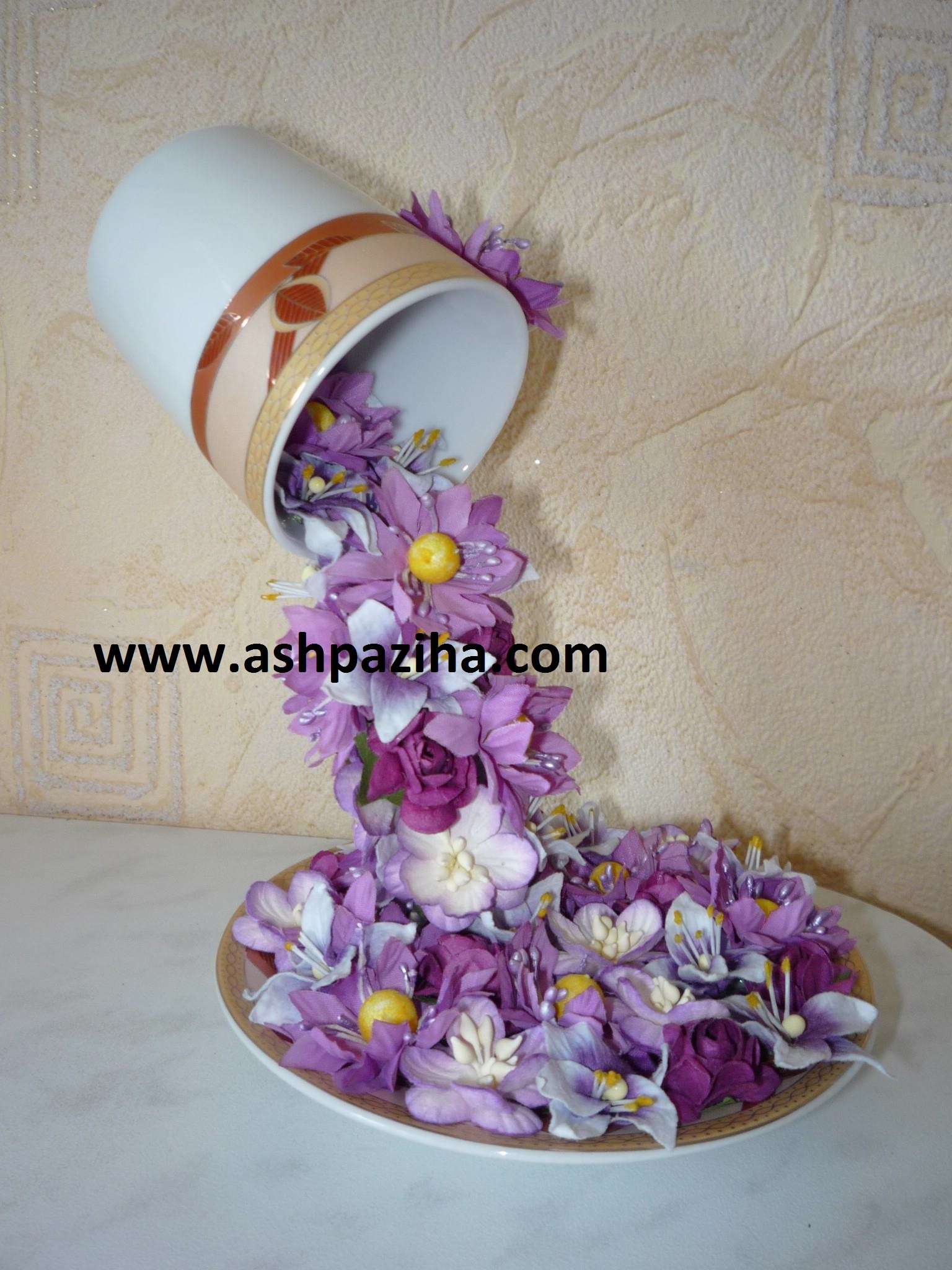 Training - image - flower decoration - cup (7)