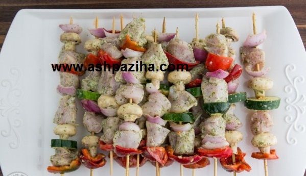 How-prepared barbecue-chicken-and-mushroom-video- (8)