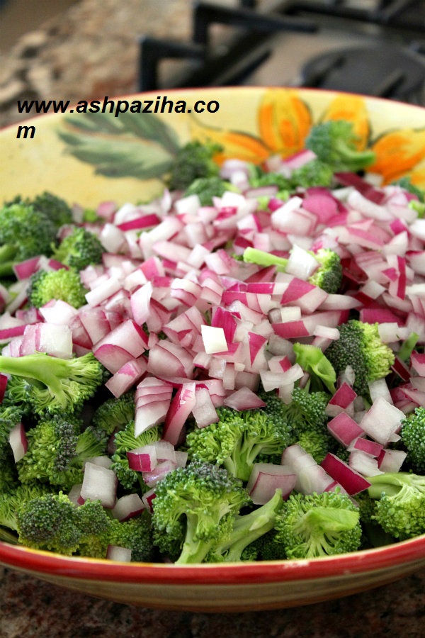 How-prepared-salad-cabbage-broccoli-image (4)