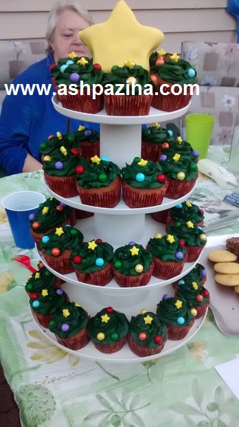 Create - Christmas tree - with - Cap cakes - 2016 (11)