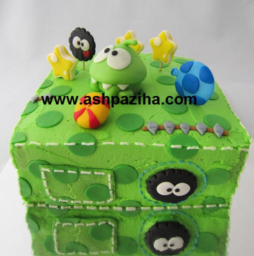 Training - beautiful - decorated - cake - with - dough fondant - the - frog (3)