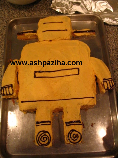 Training - image - decoration - cake - shaped - a robot (8)