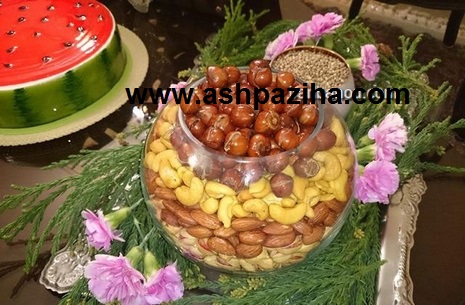 An example of - the - best - tablecloths - Decorating - Yalda - 94 - Series - VIII (3)