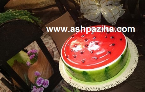 An example of - the - best - tablecloths - Decorating - Yalda - 94 - Series - VIII (4)