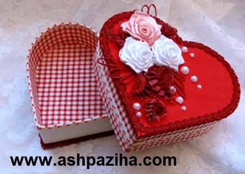 Models - Box - especially - Valentine - with - with - Education (13)
