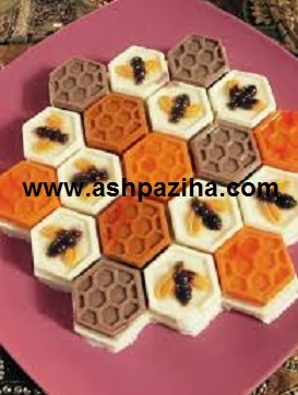 Jelly - to - the - hive - bees - honey - with - milk (1)