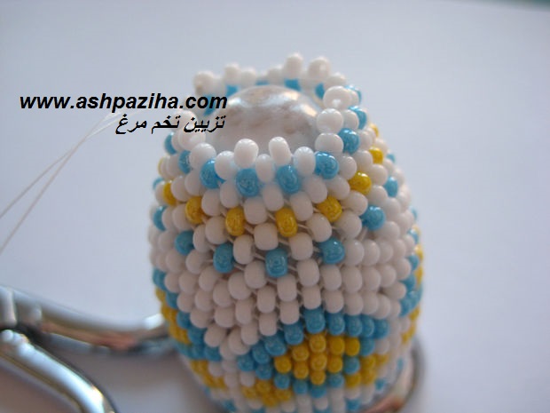 Decoration - eggs - night - Easter - with - use - of - Beads (11)