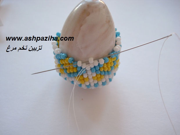 Decoration - eggs - night - Easter - with - use - of - Beads (9)