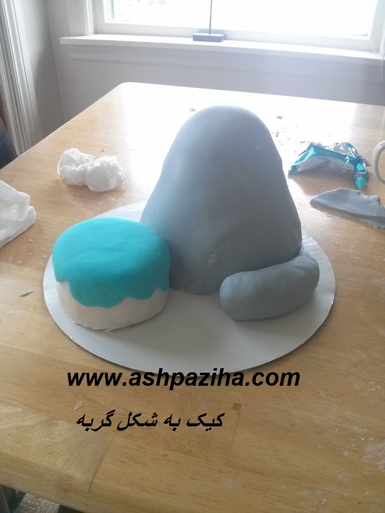 Training - image - A cake - the - cat (10)