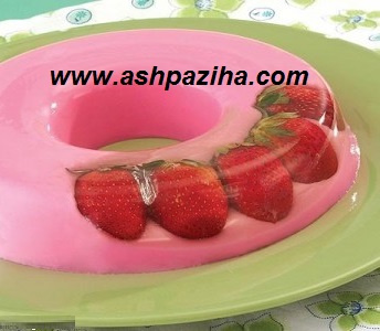 Mode - preparation - dessert - strawberry - especially - the - spring (1)