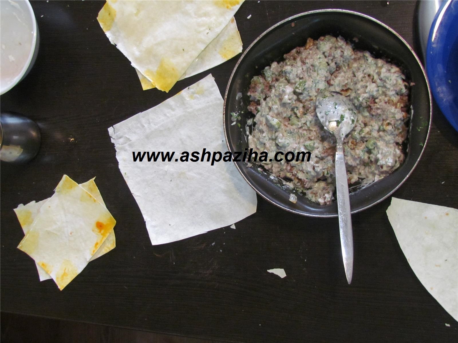 Mode - preparation - food - meat - and - beans - to - paste - Filo - image (9)