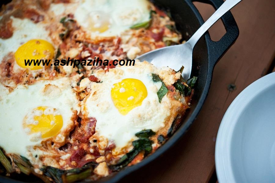 Mode - preparing - Omelette - kale - and - egg (13)