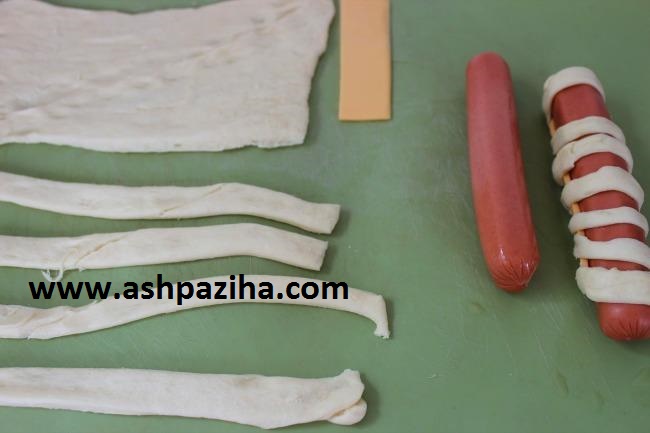 Decoration - hot dogs - to - shape - mummies - image (2)