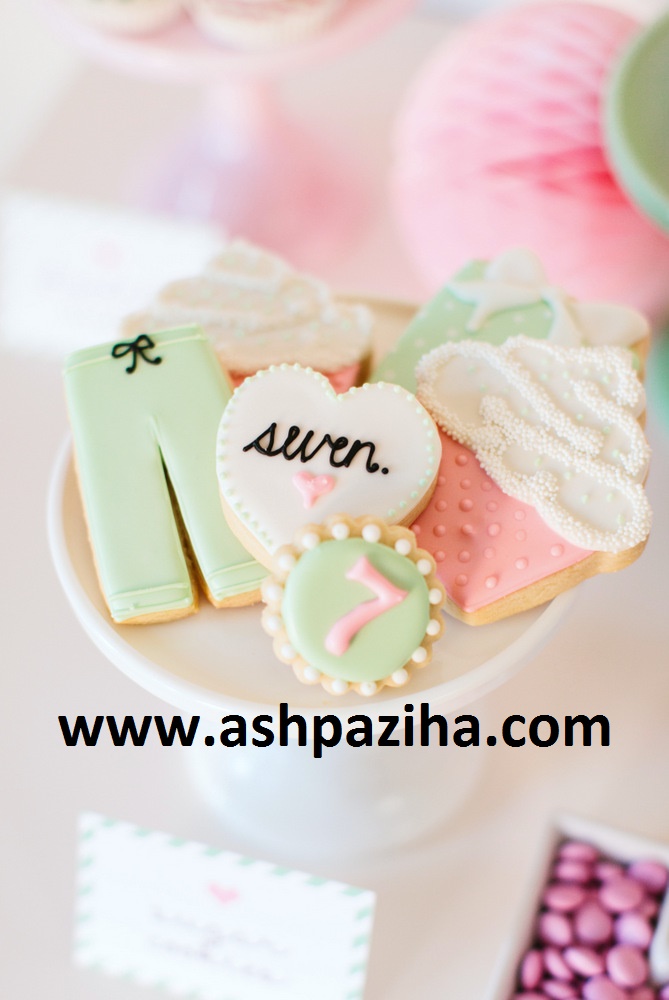 Training - image - decorations - birthday - Themes - green - and - pink - Series - First (3)