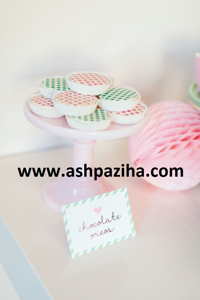 Training - image - decorations - birthday - Themes - green - and - pink - Series - First (8)