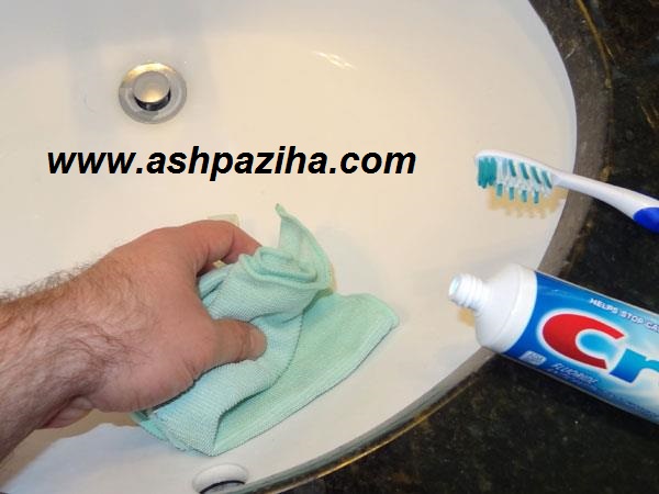 12-applying-toothpaste-at-home (12)