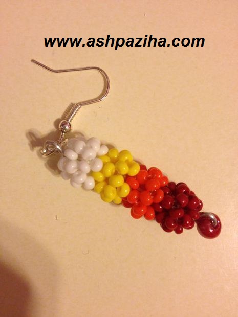 Education-build-earrings-of-beads-image (19)