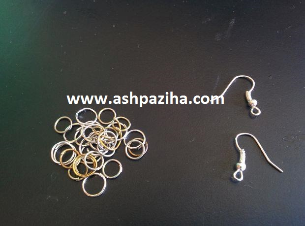 Method - making - earrings - with - buttons - colored - image (3)