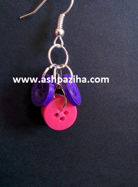 Method - making - earrings - with - buttons - colored - image (7)