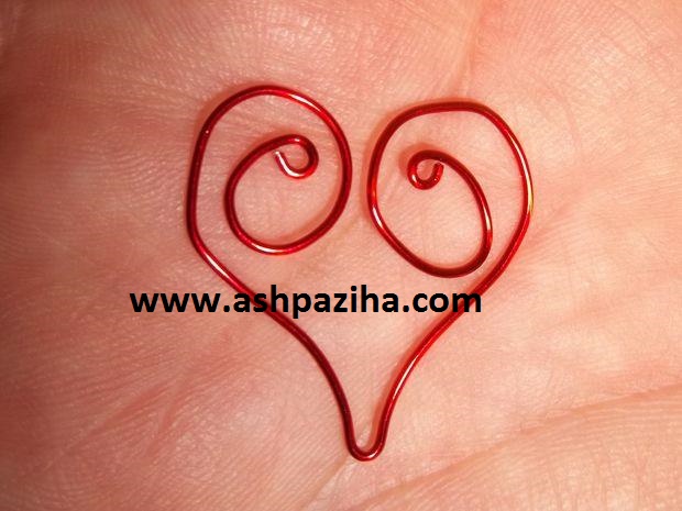 Training - image - Making - Earrings - by - wire - to - form - heart (5)