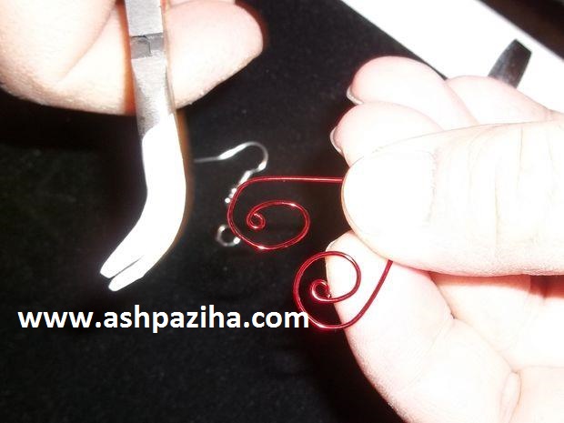 Training - image - Making - Earrings - by - wire - to - form - heart (8)