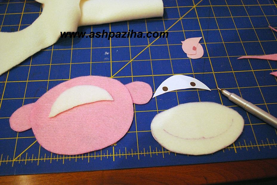 Training-video-decorating-and-sewing-bag-girl (12)