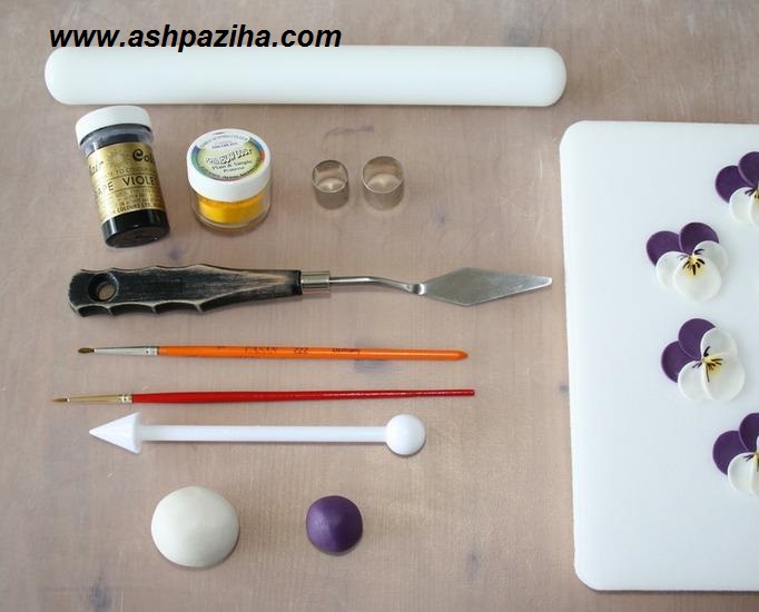Education-build-flowers-violet-and-paste-Chinese-image (3)