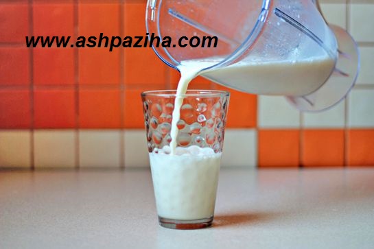How-supply-Milk-chic-banana-to-two-ways-video (7)