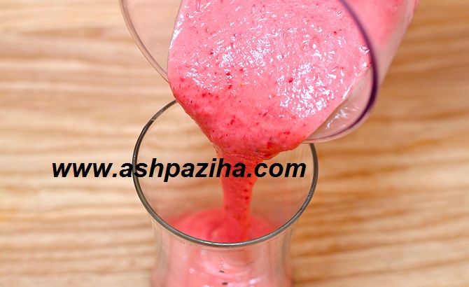 How-supply-Milk-chic-blackberry-strawberry (1)