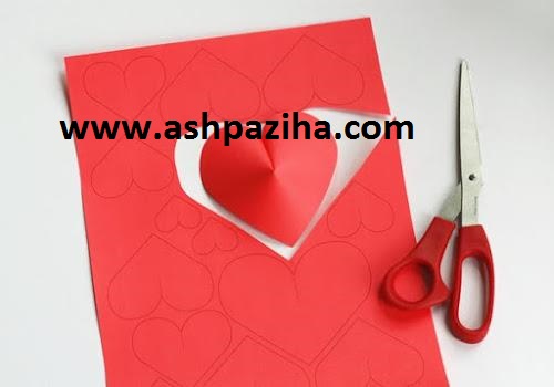 Making - Paper Heart - to - decorations - wall (1)