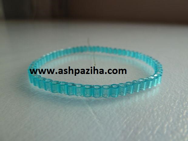 Training - Making - stage - to - stage - the texture - bracelets - with - nuts - tube (2)
