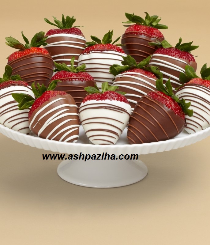 Training-decorated-fruit-with-chocolate-image (13)