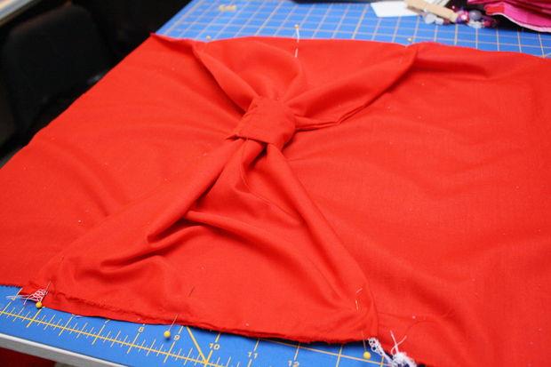 Training - image - Making - cushion - with - bow tie - large (6)