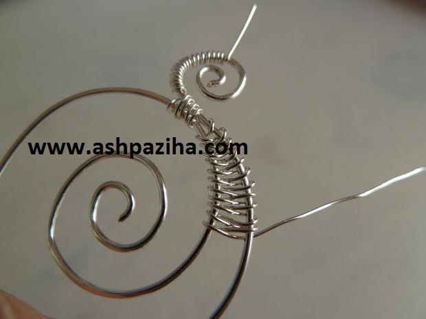 Training - image - making - Necklaces - spirals (19)
