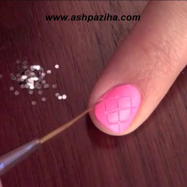 Training-of-nails-with-strings-image (4)
