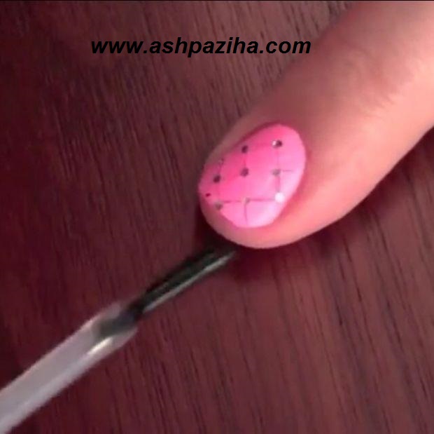 Training-of-nails-with-strings-image (6)